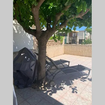 Villa Climatisee Front De Mer Pour 8 Personnes Front De Mer *